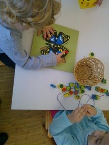 ateliere art & craft in engleza copii