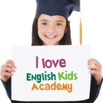 girl EKA play-happy furnizor de cursuri de limbi străine