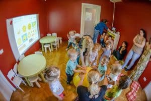 Program Educațional Integrat de Inspirație Finlandeză KidSmart® România 1-10 ani