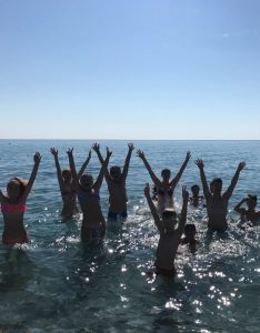 Tabara Internationala de Vara pe Insula Thassos, Grecia copii mare