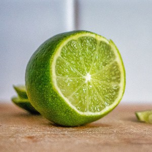 limeta (lamâie verde, lime) Lime lime limetta lima Limette fructe cu poze gokid