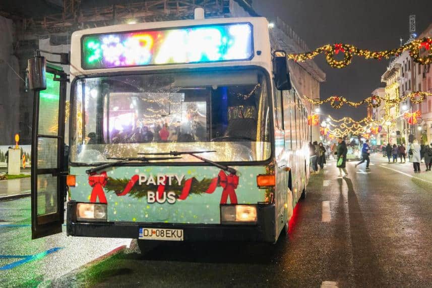 targ de craciun craiova 2025 bus