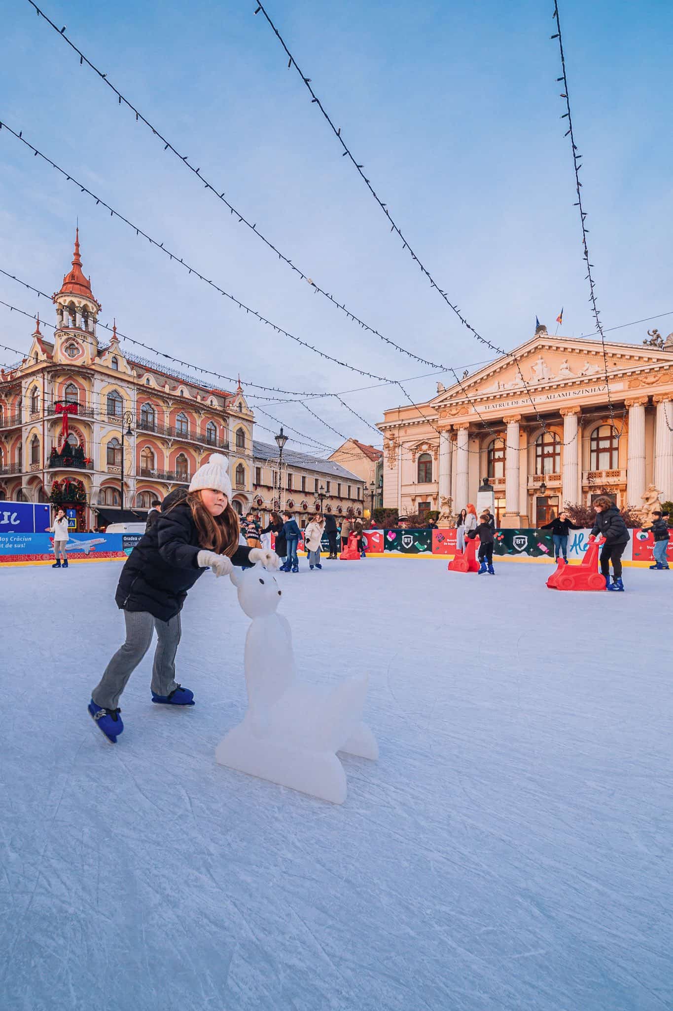 targ de craciun oradea patinoar 2025