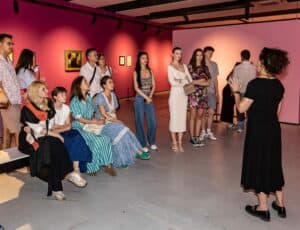 art party pentru elevi