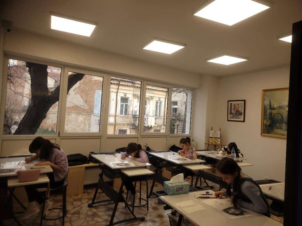Cursuri de pictura desen copii PictorShop sala