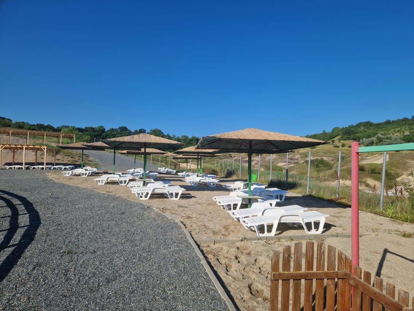 piscine cluj-napoca strand durgau Salina Turda sezlonguri