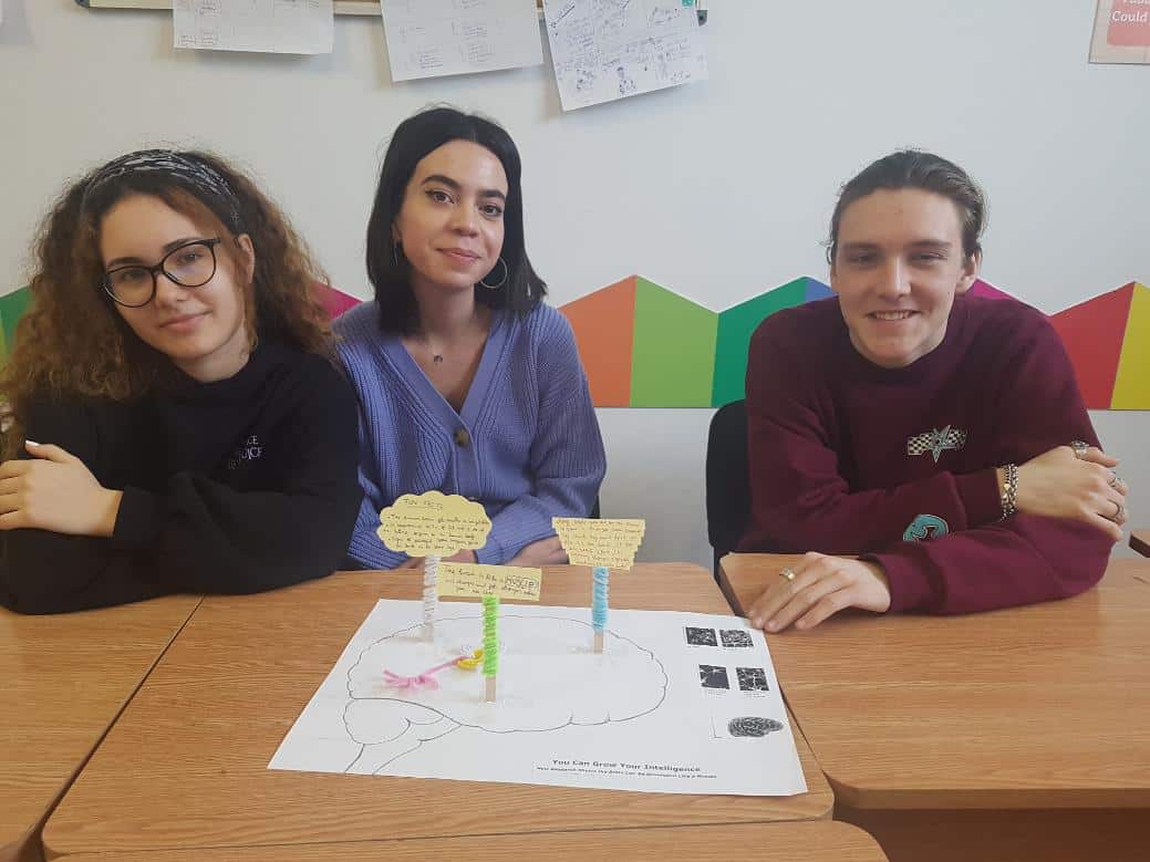 Cursuri limbi straine pentru copii EKA adolescenti