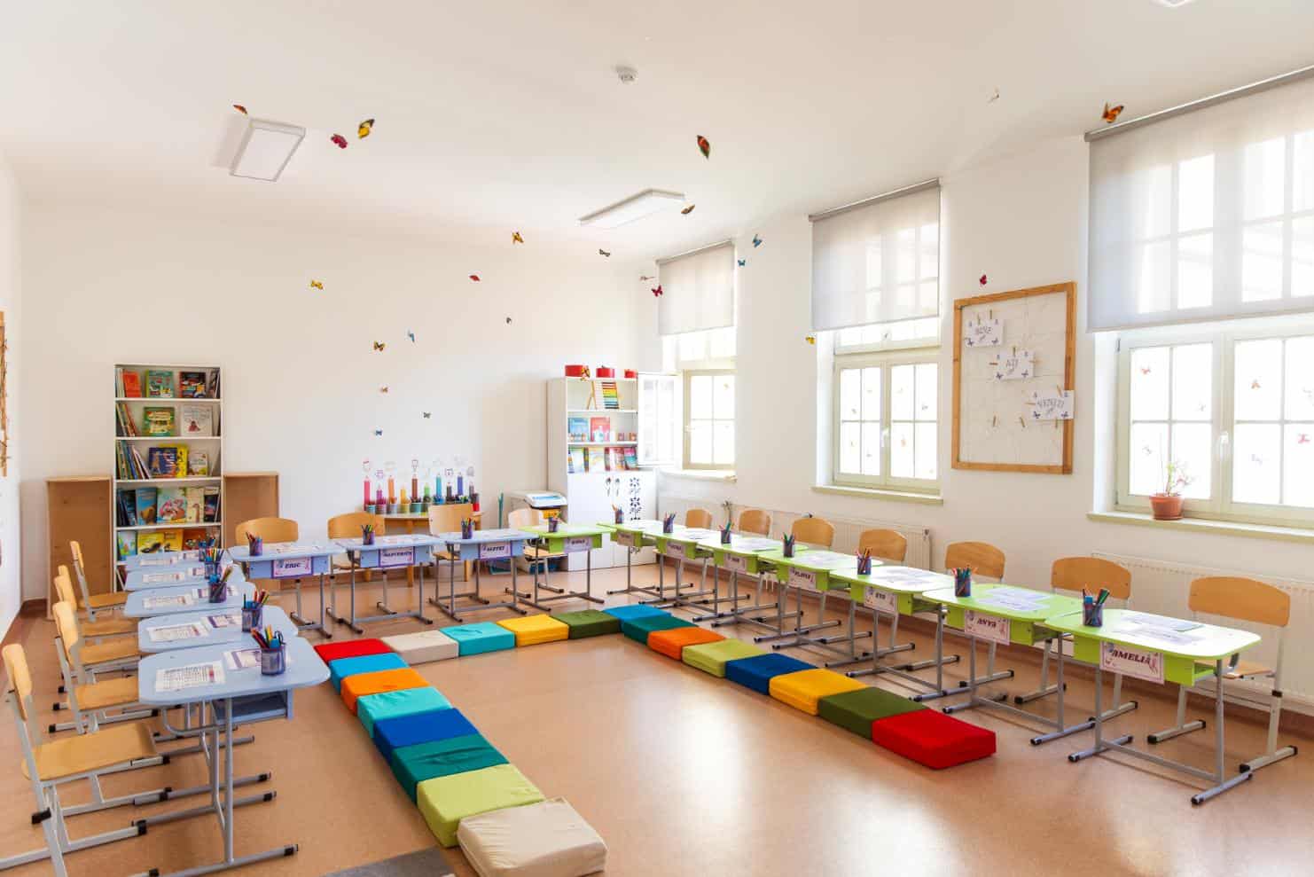 Liceul Romano-Finlandez ERI Sibiu sala de clasa