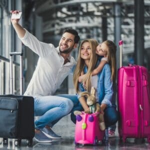 family airport smartphone eSIM