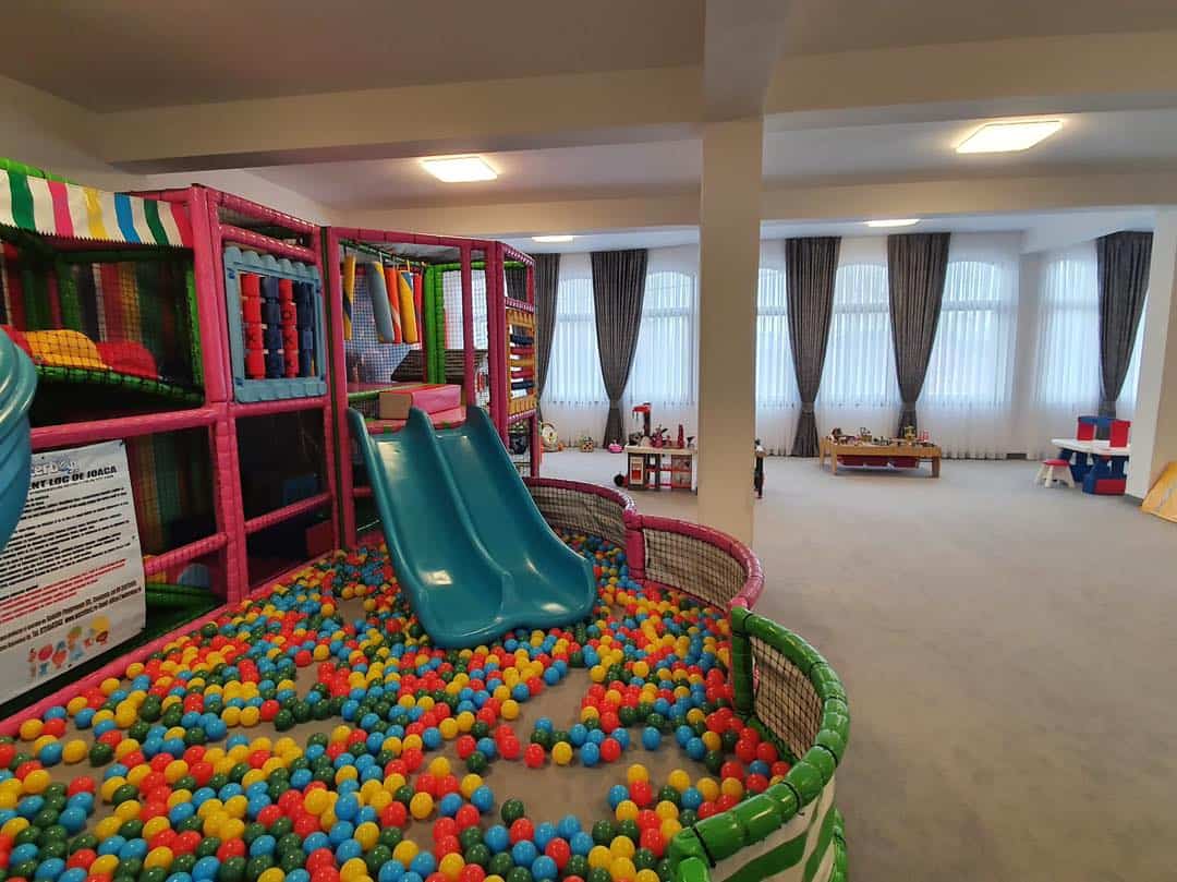 locuri de joaca marveland oradea 3