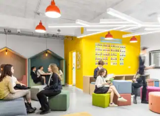 Avenor College București – grădiniță, școală și liceu internațional 1.9–18 ani sala-de-clasa-moderna-scoala-privata-bucuresti_1